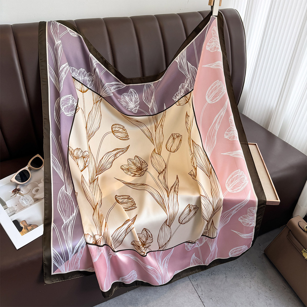 Nuova collezione autunno/inverno 2026: sciarpa in cashmere da donna, sensazione di alta qualità, mantello leggero di lusso con lettera H invernale, scaldacollo spesso e caldo_voghion.com