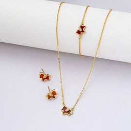 项链;耳环;手链