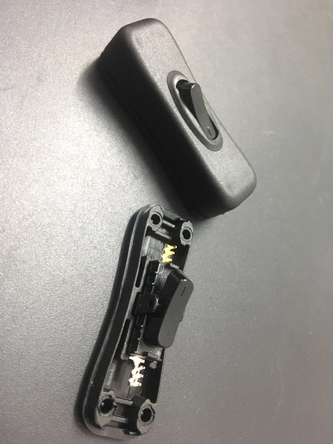 中途开关，304开关，线上开关，环保开关，塑料灯头