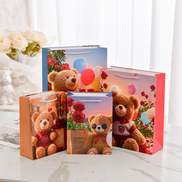 卡通可爱小熊手提纸袋儿童节手提袋糖果礼品袋幼儿园包装伴手礼袋