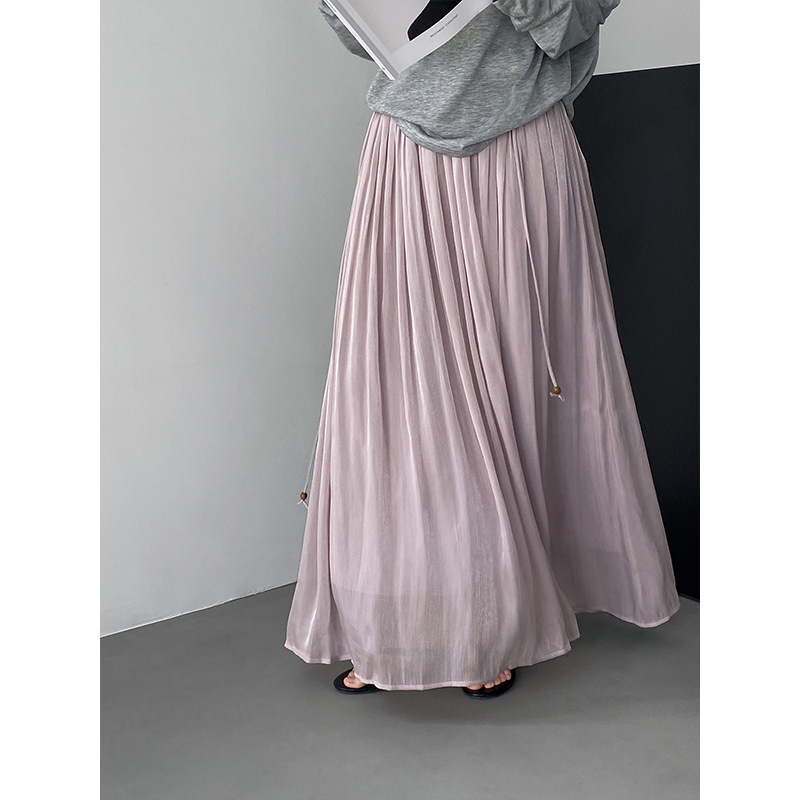 Jiang Chi Midsummer Flowing Skirt: Elegant and Flowing Large Hem Glossy Skirt for Women, Slimming and Versatile Long Skirt 136 Jiang Chi Midsummer Flowing Skirt: Elegant and Flowing Large Hem Glossy Skirt for Women, Slimming and Versatile Long Skirt 136