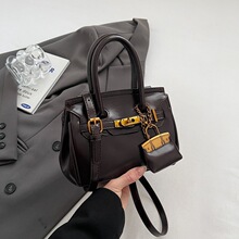 ���ֵ��ϞƤ��ĸ�K�����Ů�¿ʽ���|ͨ�ڰٴ�б��μ��