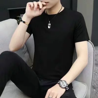 Short -sleeved black