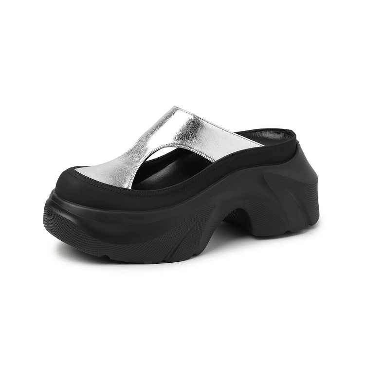 Dép sandal nữ da thật họa tiết da báo đế xuồng cao gót 9 cm — Trang chủ, màu đen, bạc chi tiết 95