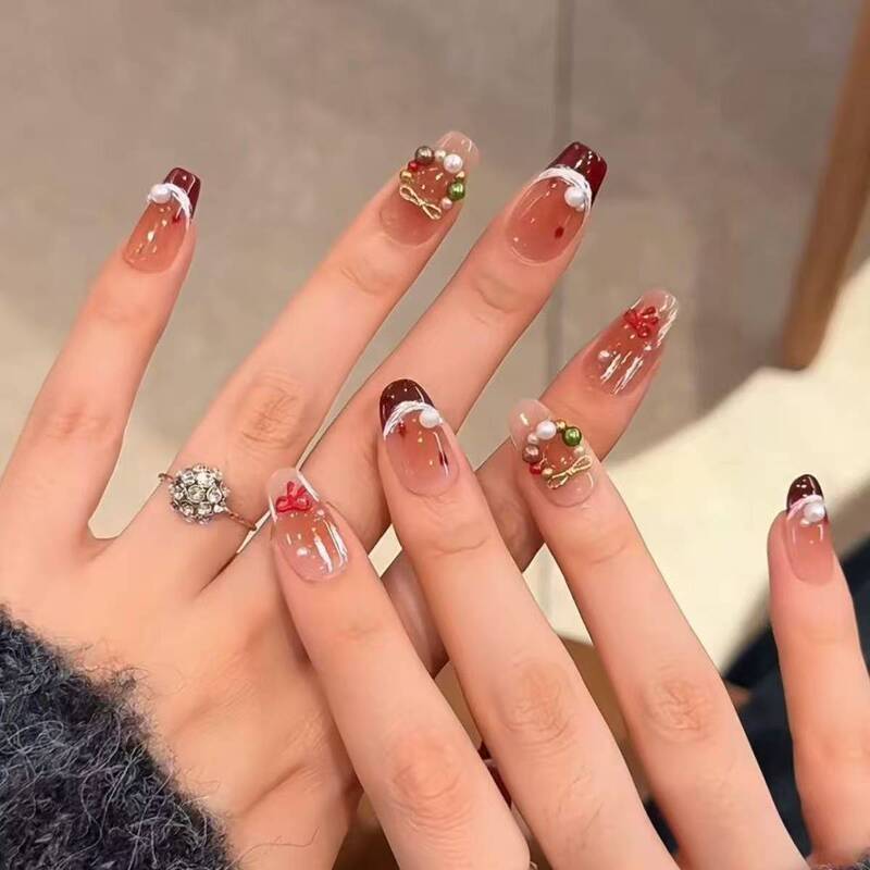 Christmas Limited Edition French-Style Handmade Nail Art, Fortune-Attracting Christmas Wreath, Three-Dimensional Pearl Bow, Blush Nail Art