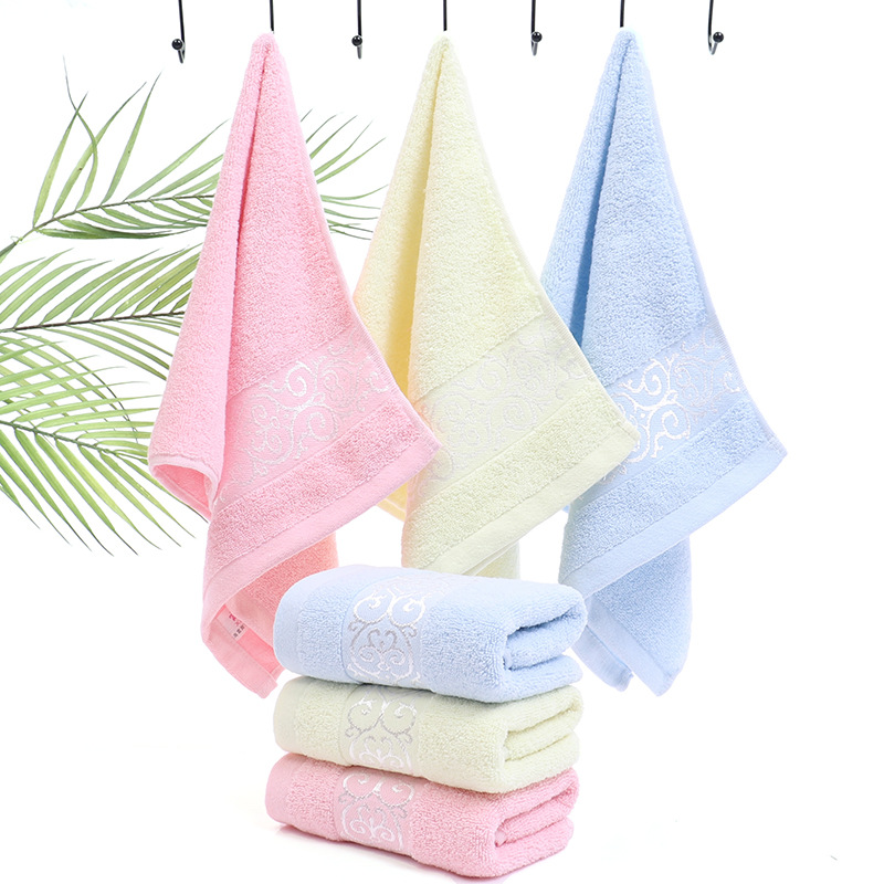 Serviettes en coton en gros pour le visage, absorbantes, à usage quotidien, cadeaux promotionnels, logo brodé, usage domestique, pur coton._voghion.com