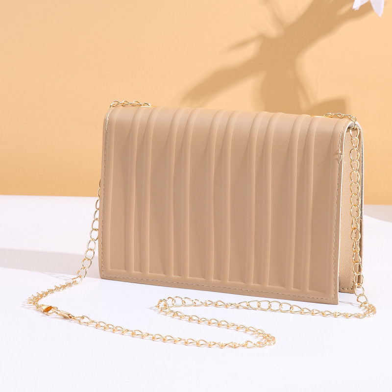 Bolsos de mujer de textura de moda, bolsos de brazo portátiles, bolsos de hombro simples transfronterizos, bolsos de hombro personales, bolsos de cinturón de cadena. image 4