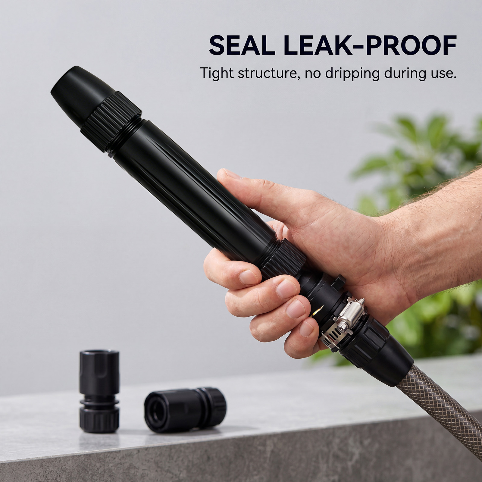 High-pressure car wash gun: features adjustable, rotating nozzles that allow for various spray patterns, providing a powerful water stream to effectively wash and clean dirt from the car body