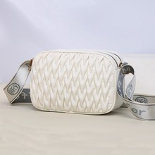 �羳�������녶��������μ�б���Ů���n��С���֙C��С����Ů