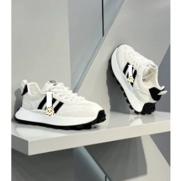 Летние дышащие кроссовки с тремя полосками, европейская мода, универсальные, трендовые, повседневные мужские туфли 2025 года