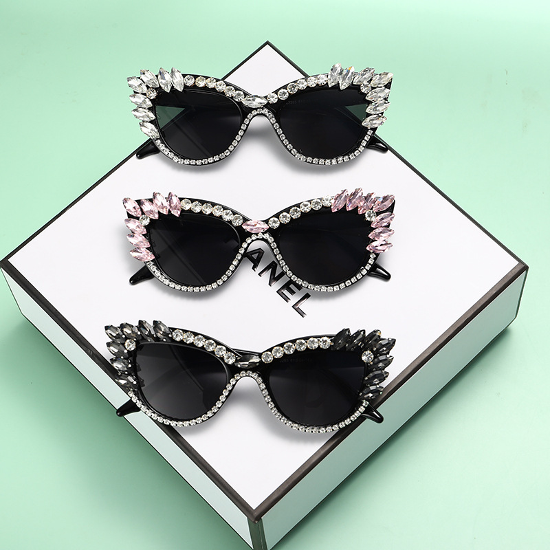 Luxurious Geometric Pc Cat Eye Diamond Full Frame Women's Sunglasses display picture 2