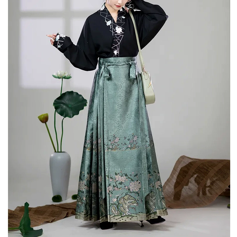 Улучшенная версия для повседневной работы и поездок на работу, элементы династии Хань, национальный стиль Мин, юбка с завязками в форме лошадиного лица, новый стиль лета 2025 года.