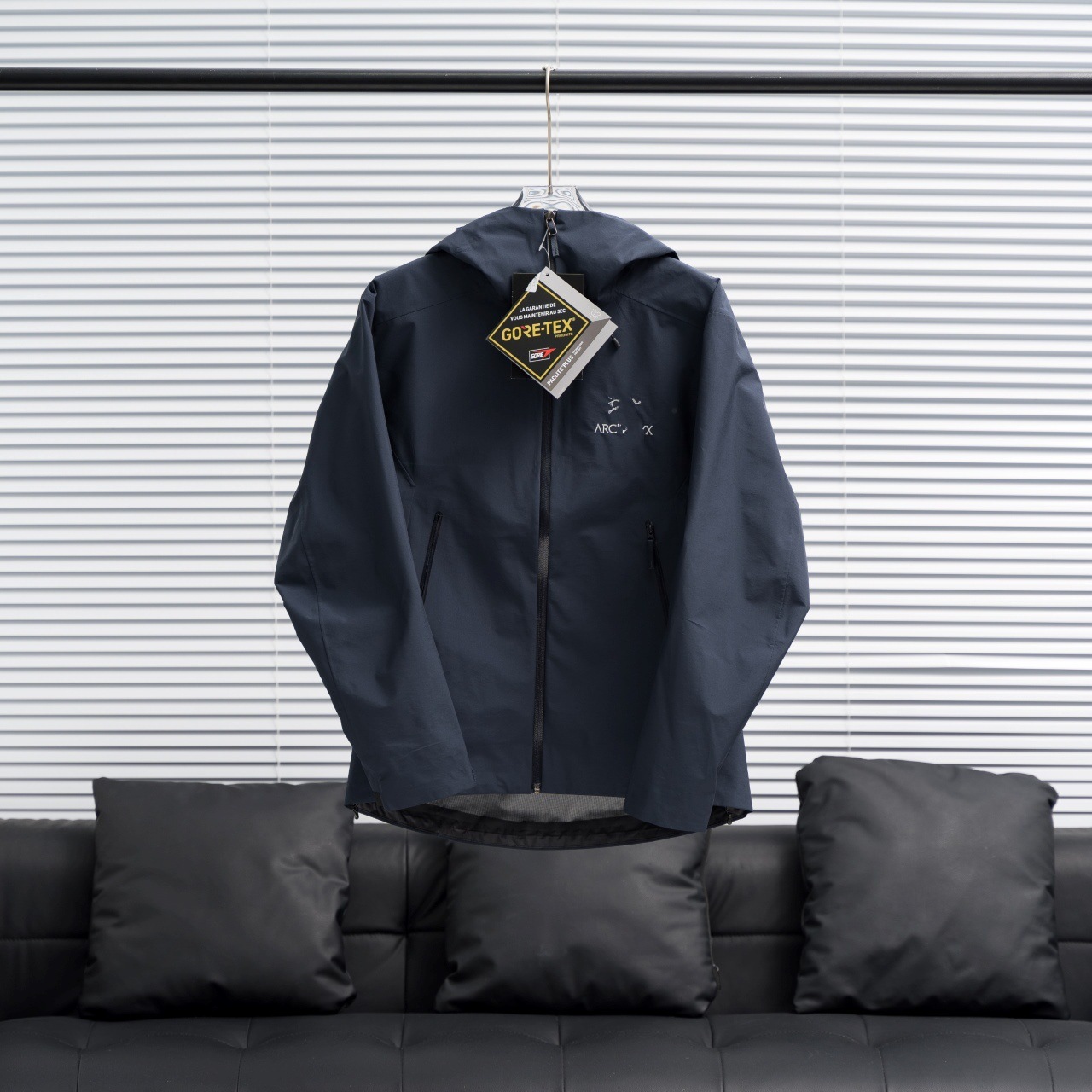 Transfronterizo suministro directo de LT Bird 's home con el mismo tipo de chaqueta de asalto masculina y femenina al aire libre impermeable abrigo de cáscara suave