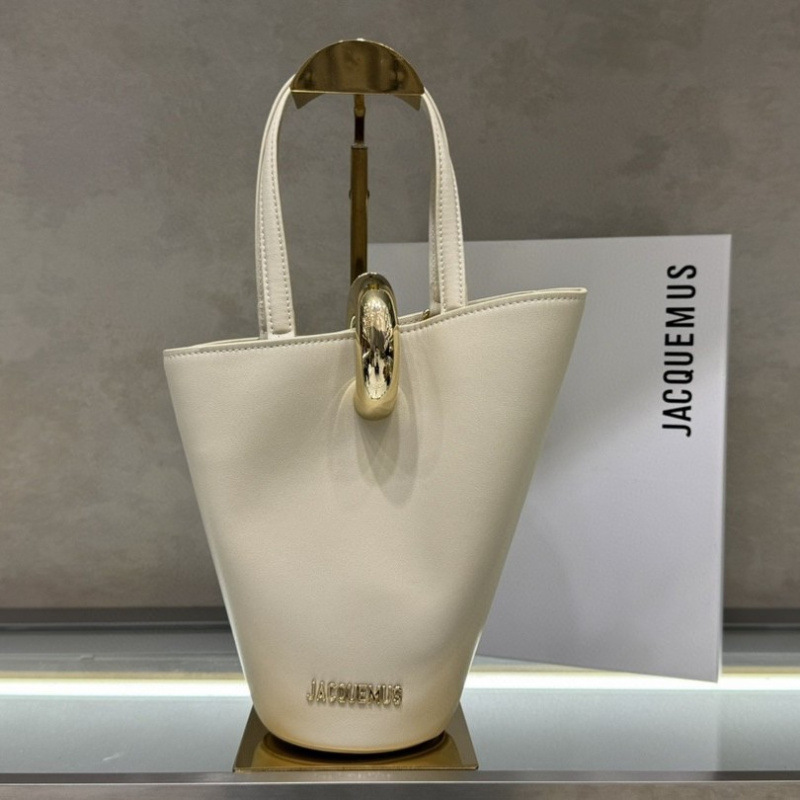 2025 New French Niche Jacquemus Asymmetric Basket-Style Handbag with Gold Buckle