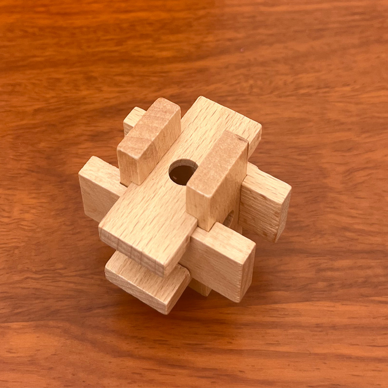 Luban Lock Kongming Lock conjunto completo juguetes educativos para Niños Estudiantes de la escuela primaria tamaño pequeño mini haya Kongming Lock fábrica fija