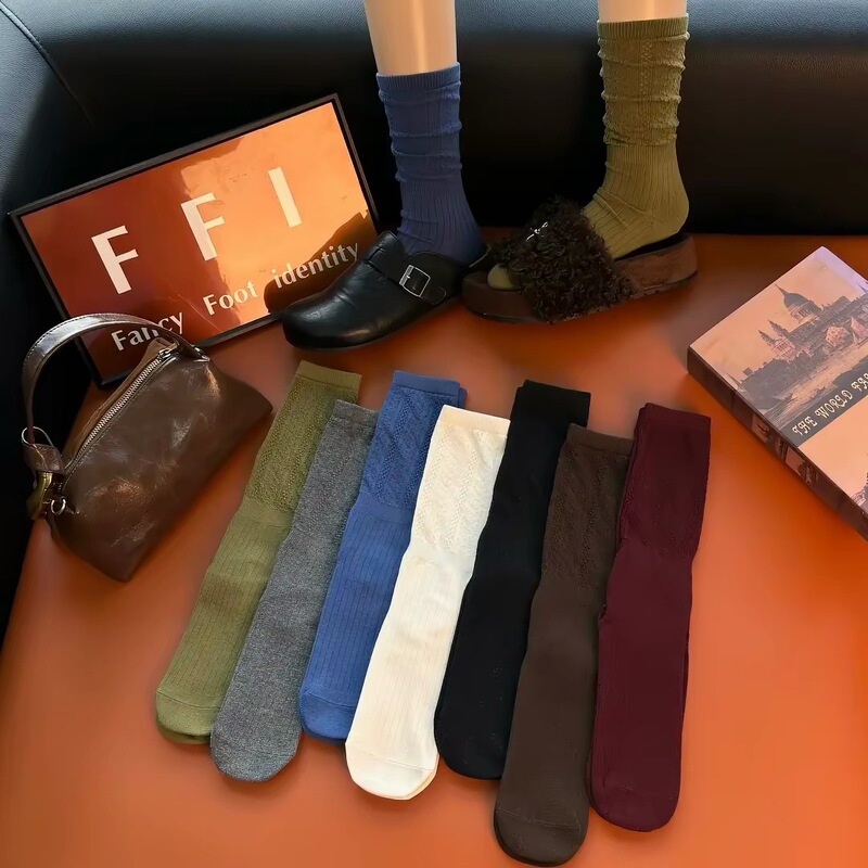 Miu Miu style, subtly patterned wheat stalk socks, women's spring and autumn retro hollow-out mid-calf socks, Birkenstock-style maternity socks Miu Miu style, subtly patterned wheat stalk socks, women's spring and autumn retro hollow-out mid-calf socks, Birkenstock-style maternity socks