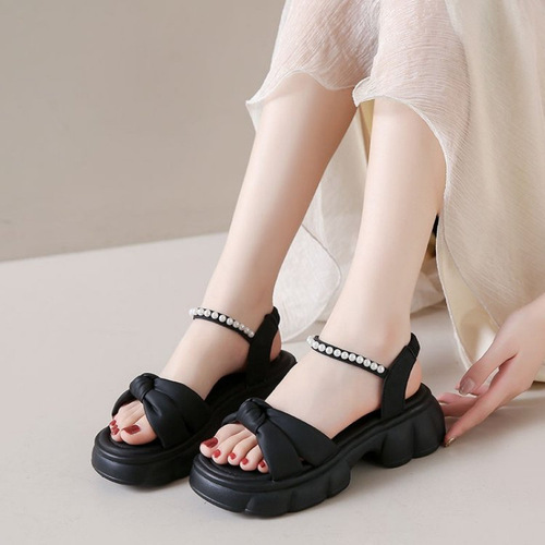 2026 summer outer wear sandals cross-border French fairy style soft sole non-slip women's fashion sandals