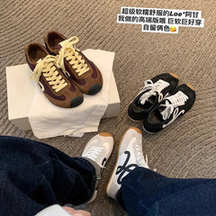 牛革版蘇ラインと同じ首をかしげてかわいいレトロなストラップレジャースポーツ白靴女徳訓阿甘靴