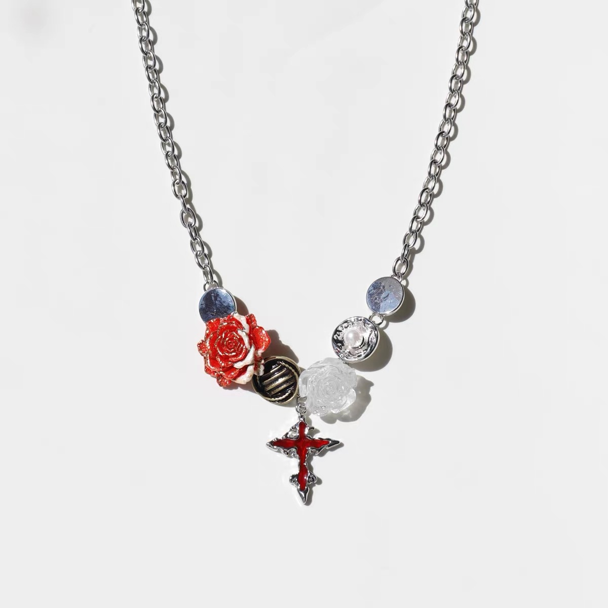 Unisex Gender Simple Style Cross Flower Alloy Titanium Steel Cable Chain Pendant Necklaces Wholesale