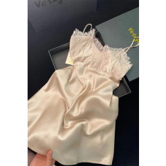 韩版纯欲蕾丝吊带睡裙女夏季2025新款大码冰丝轻奢缎面居家连衣裙