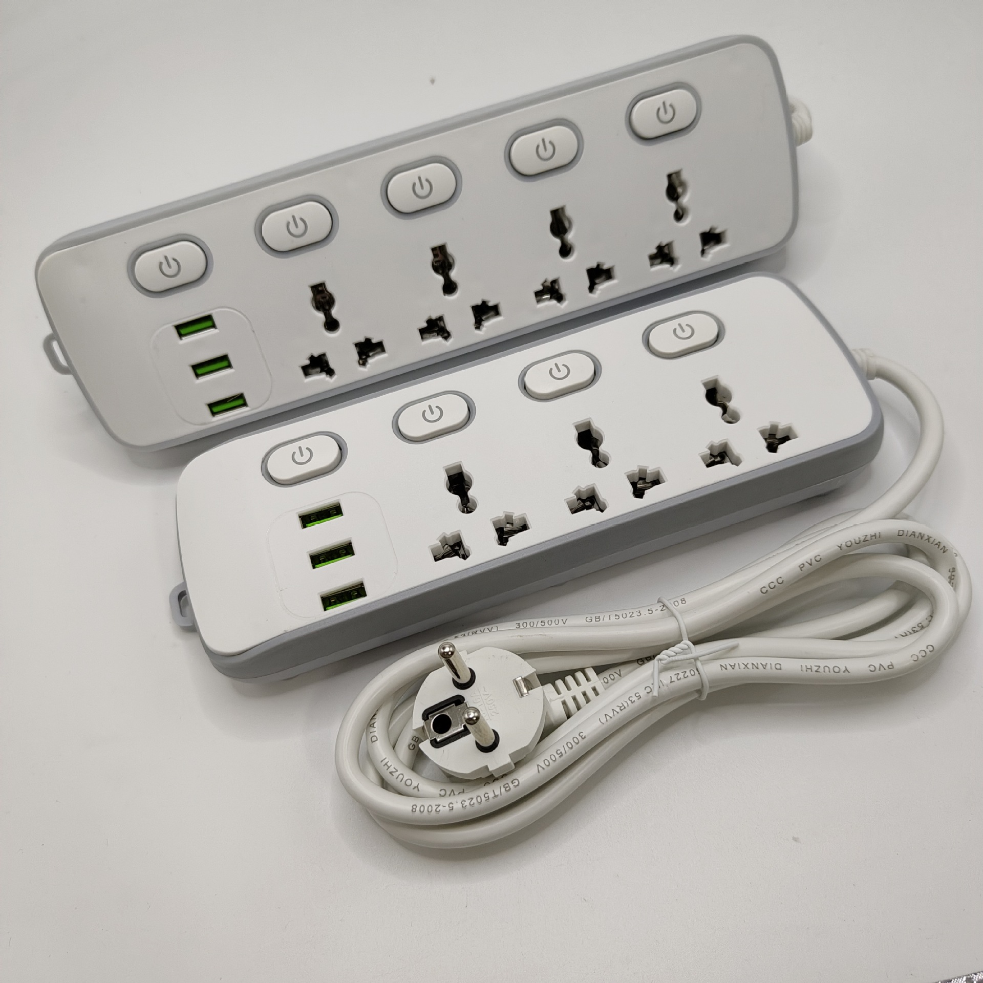 外贸插座2/3/5米通用万能孔带USB接线板带独立开关多位孔厂家直销