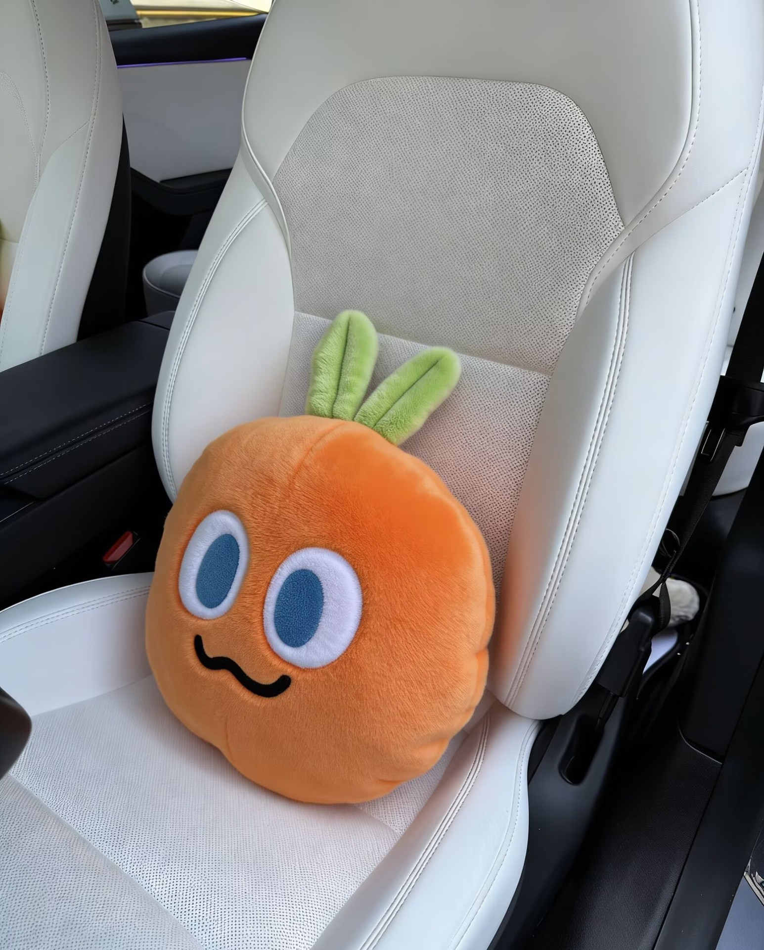 Car headrest cartoon plush toy, Mayday merchandise, cute decorative pillow, car headrest and neck pillow