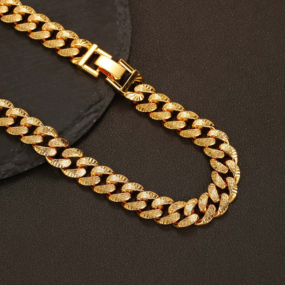 Moda europea y americana Cadena cubana Pulsera Moda Moda Hip Hop Collar de hombre Alta sensación Moda Accesorios transfronterizos Collar