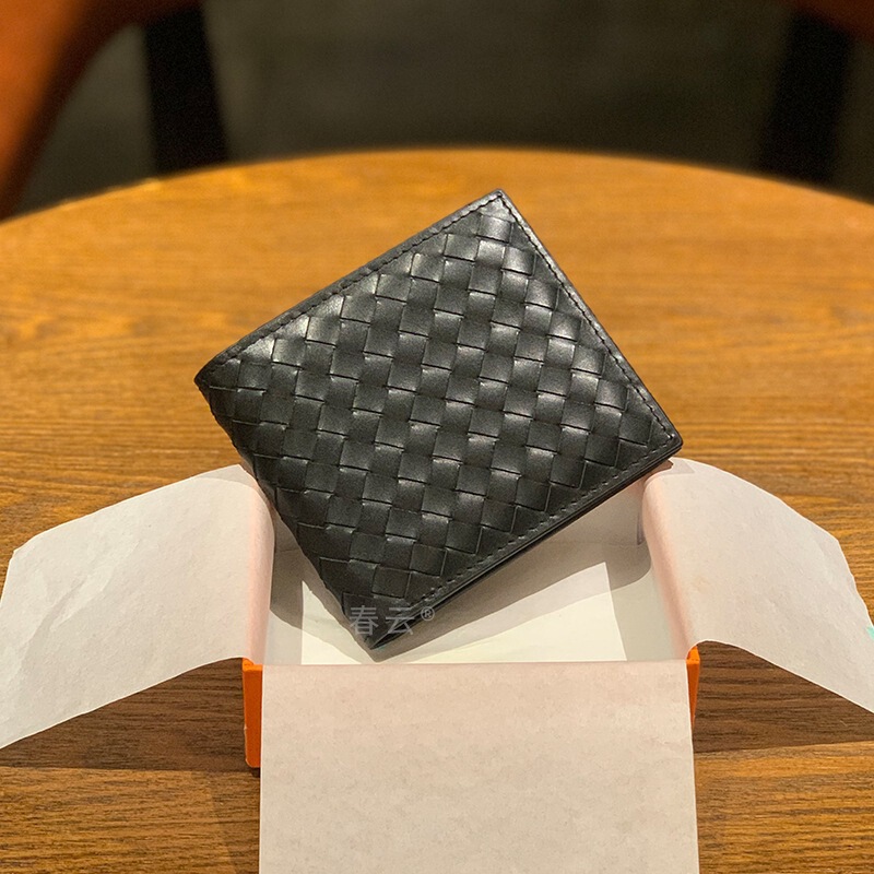Genuine Leather Woven Wallet for Men, Business Short Wallet, Waxed Cowhide, High-End Bifold Wallet with Multiple Card Slots Genuine Leather Woven Wallet for Men, Business Short Wallet, Waxed Cowhide, High-End Bifold Wallet with Multiple Card Slots