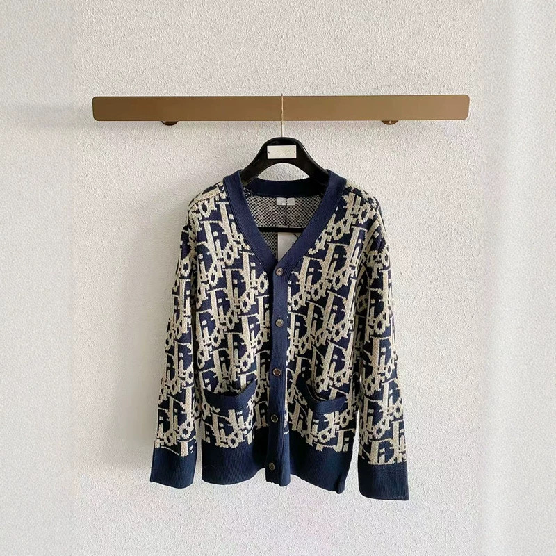 Direct from the manufacturer, authentic new autumn and winter model, full logo jacquard design, unisex sweater cardigan jacket Direct from the manufacturer, authentic new autumn and winter model, full logo jacquard design, unisex sweater cardigan jacket
