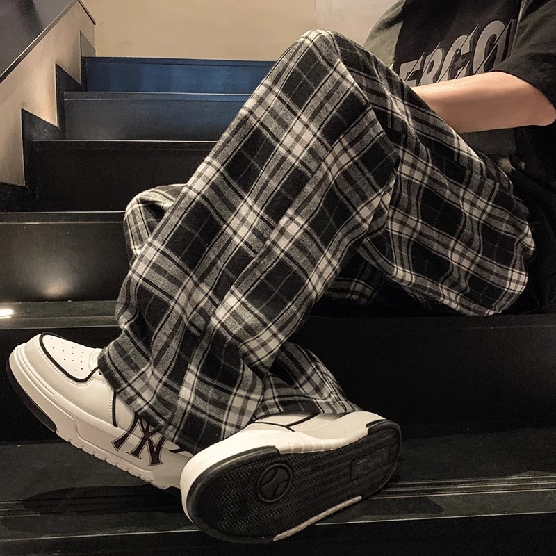 Pantalones a cuadros en blanco y negro Pantalones casuales de pierna ancha sueltos deportivos rectos con cordón retro americano Pantalones casuales para hombres