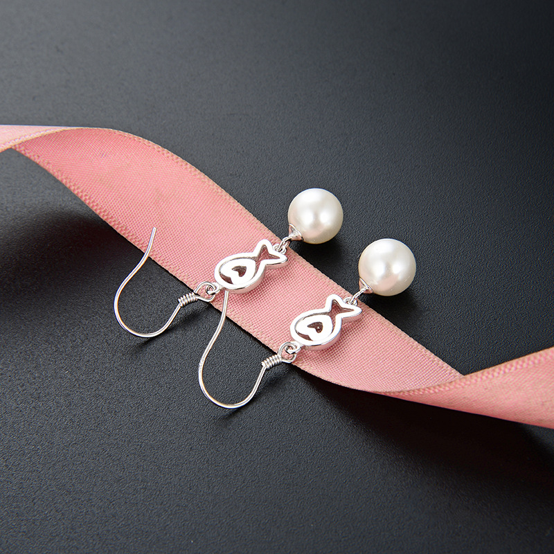 Comercio exterior diseño creativo joyería oído gancho Corea del Sur s925 pendientes de perlas de plata pendientes elegantes de las mujeres al por mayor