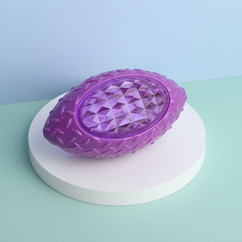 厂家直销哈沃发声闪光橄榄球 抛掷训练狗狗玩具中小型犬磨牙玩具