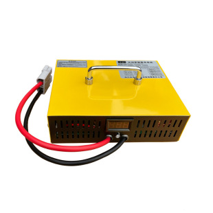 �����ʿ��ٳ����3����Ԫ4�������F�늳�100A120A12.6V14.6V