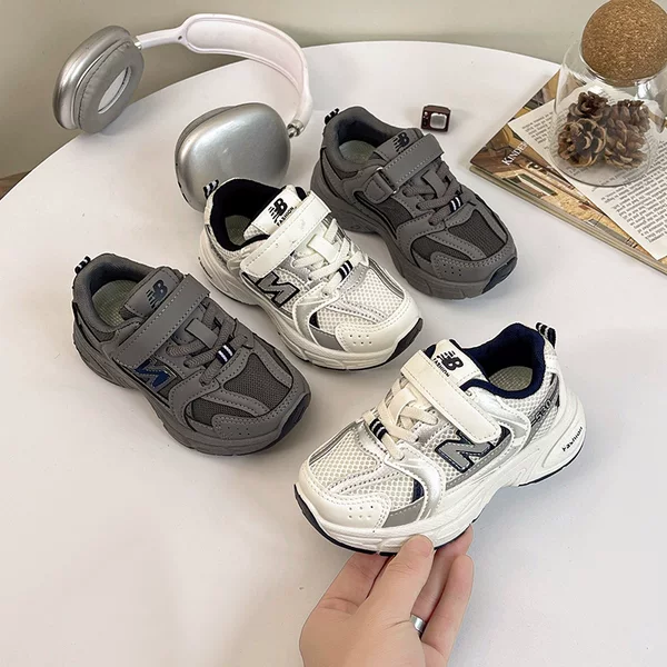 Spring and Autumn New Children's Sports Shoes with Velcro, Girls' Mesh Dad Shoes, Lightweight, Comfortable, Breathable Boys' Running Shoes