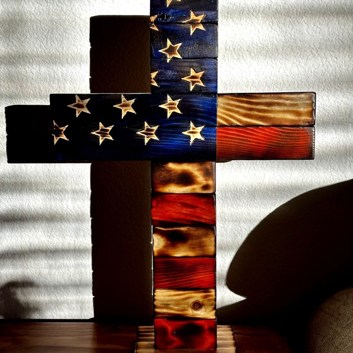 跨境新款独立日美国木质十字架五角星室内家居装饰" American Woo