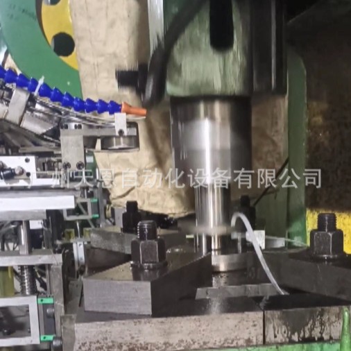 塑料盖子自动组装机化妆品外壳盖子自动装配智能装配