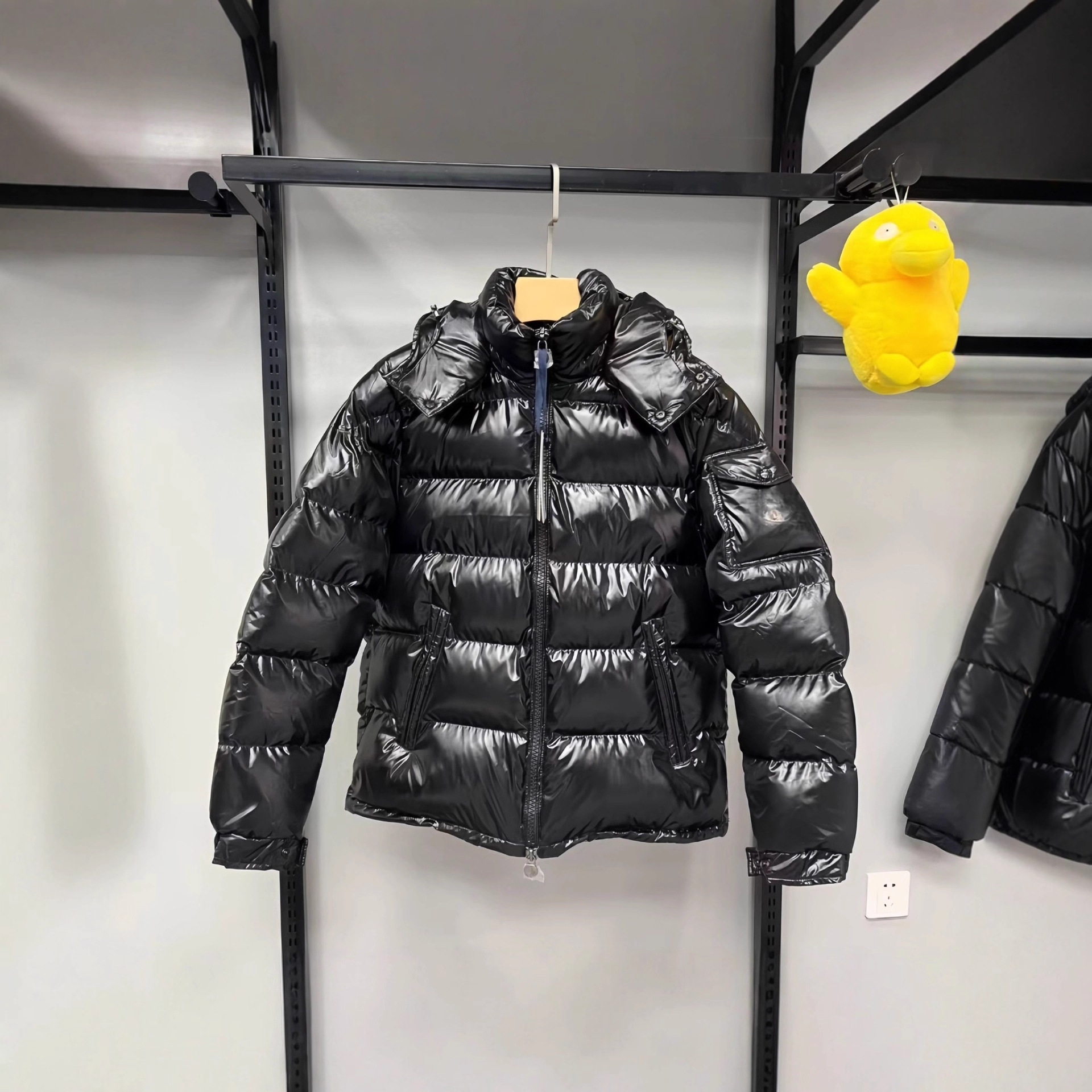 跨境外贸爆款孟家可拆卸帽子加厚保暖经典款款男士保暖外套羽绒