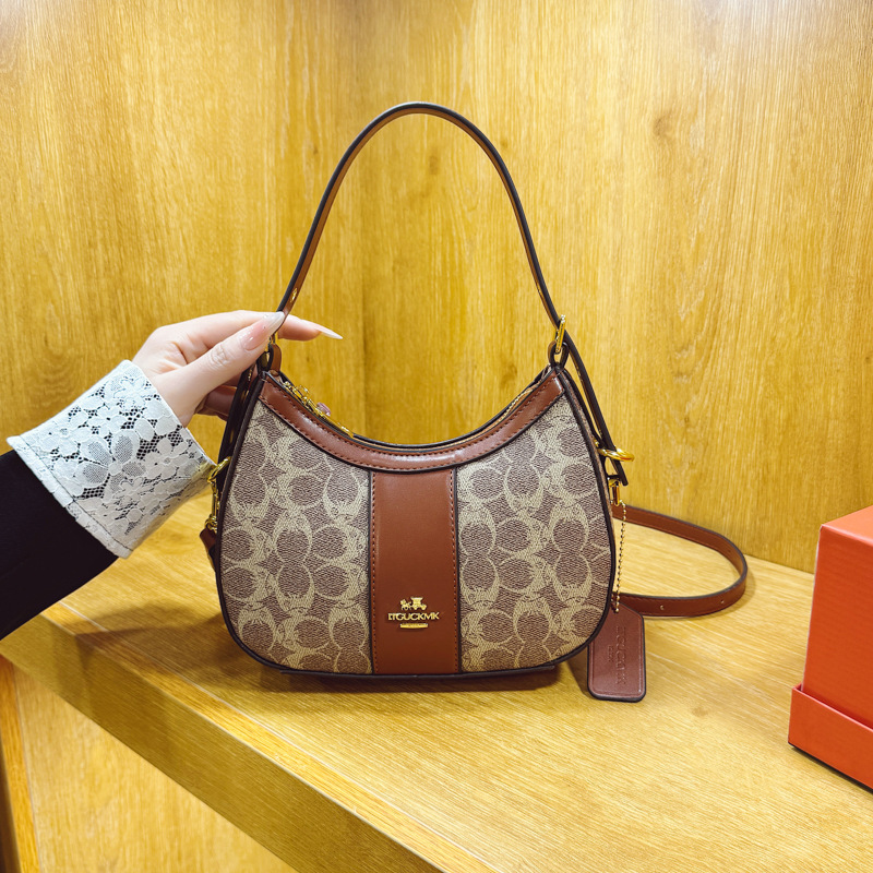 Cross-Border Hot-Selling Women's Bags 2026 New Style High-End Retro Print Shoulder Bag Trendy Classic Crossbody Underarm Bag