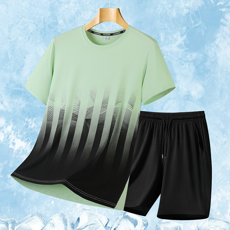 Gran tamaño de verano traje deportivo casual hombre suelto hielo mangas cortas camiseta de hombre pantalones cortos de moda guapo conjunto de dos piezas
