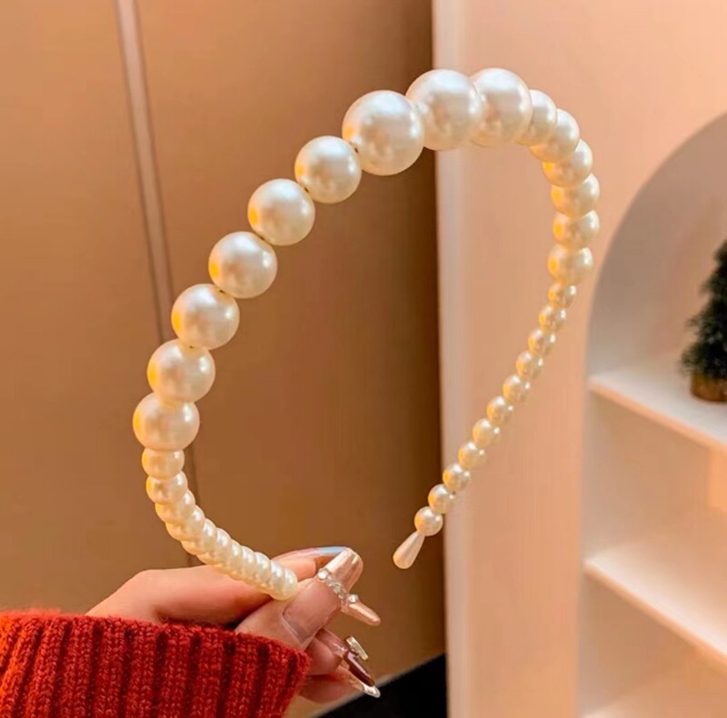 秋冬の高級感クリスマスの赤い髪のカチューシャの女性の広い辺の圧力の髪の滑り止めのカチューシャのネットの赤い復古のカチューシャの髪の束の飾り|undefined
