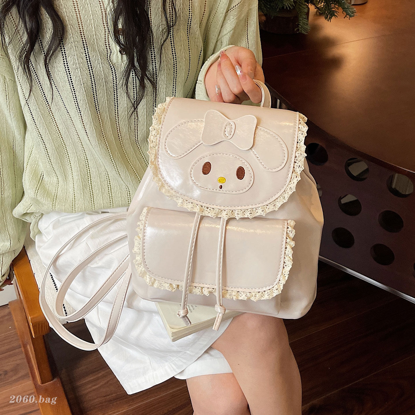 Hermosa mochila de dibujos animados de gran capacidad para viajar a clase, mochila de hombro universal 2026 para mujeres, jóvenes y jóvenes diarios