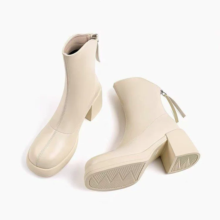 Осенние и зимние новые 2024 корейские короткие сапоги женские толстые каблуки тонкие сапоги с круглой головкой супер мягкие и толстые подошвы белые короткие сапоги прилив