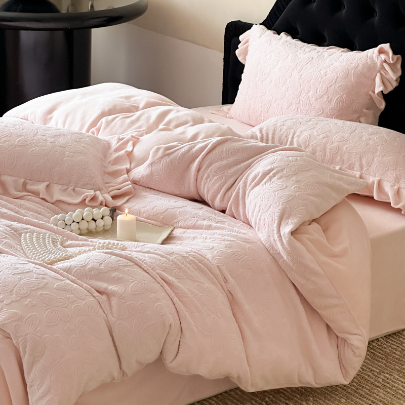 Una clase de seda de cuatro piezas