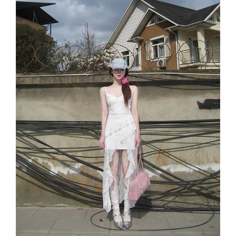 Pure Lust Sexy Style Irregular Hem Slit Dress Romantic Atmosphere Slim Lace Suspender Skirt Summer