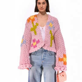 现货 跨境新款欧美外贸纯手工棒针彩色小花慵懒毛衣外套女sweater