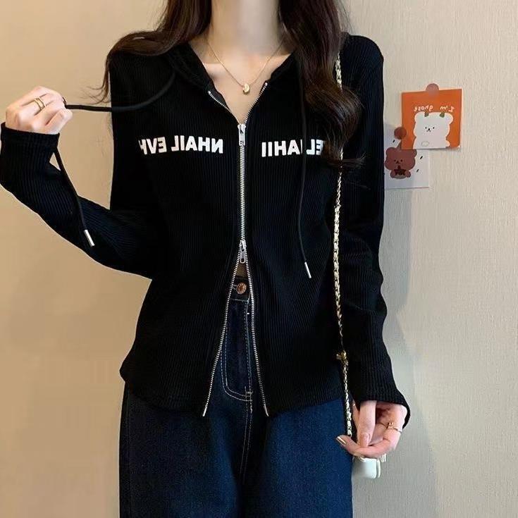 Chic Short Hooded Long-sleeved T-shirt Sweater Women's Spring and Autumn Gray New Design Sense Base Shirt Top Trendy Chic Short Hooded Long-sleeved T-shirt Sweater Women's Spring and Autumn Gray New Design Sense Base Shirt Top Trendy