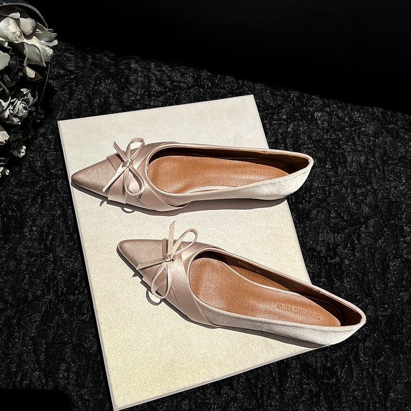 French-Style Pointed-Toe Bow Flat Ballet Shoes for Women, 2026 Autumn New Model, Shallow Mouth, Soft Sole, Comfortable Loafers