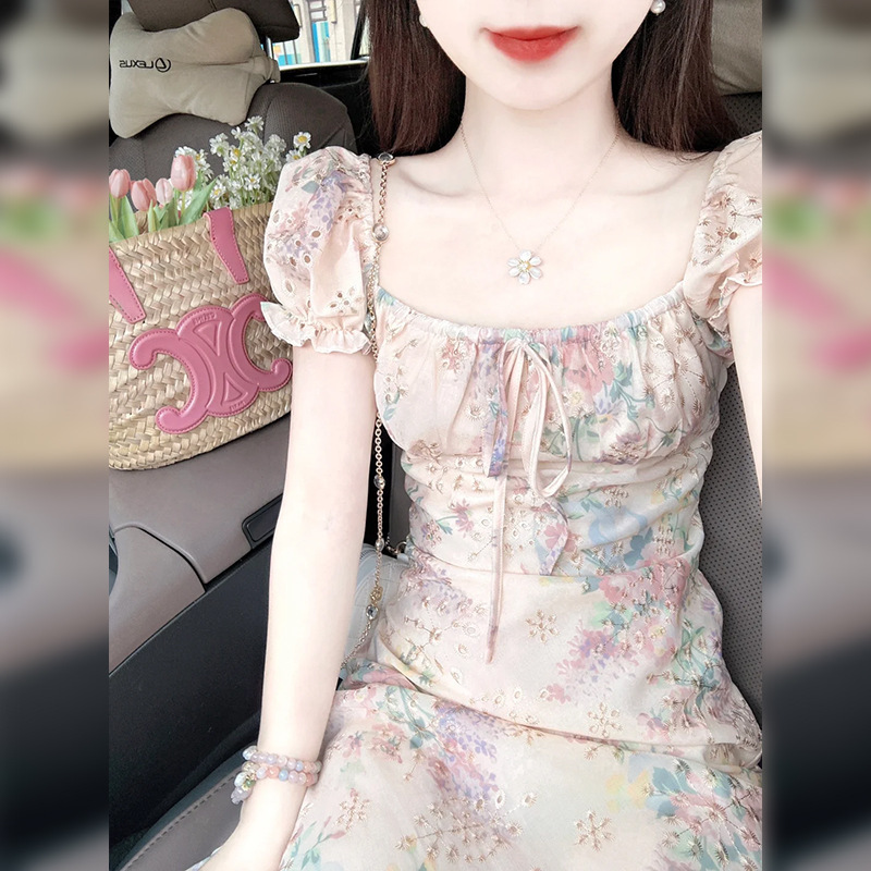 2026 Summer French-Style Gentle Embroidered Floral Dress for Women with Puff Sleeves, Slim Fit, Elegant Long Dress 2026 Summer French-Style Gentle Embroidered Floral Dress for Women with Puff Sleeves, Slim Fit, Elegant Long Dress