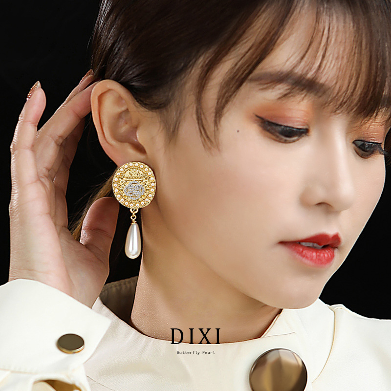Classic golden earrings
