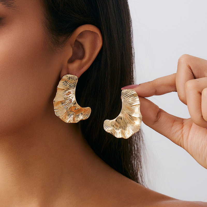 欧美跨境饰品设计感轻奢褶皱几何耳钉earrings 甜酷光面圆形耳饰|undefined